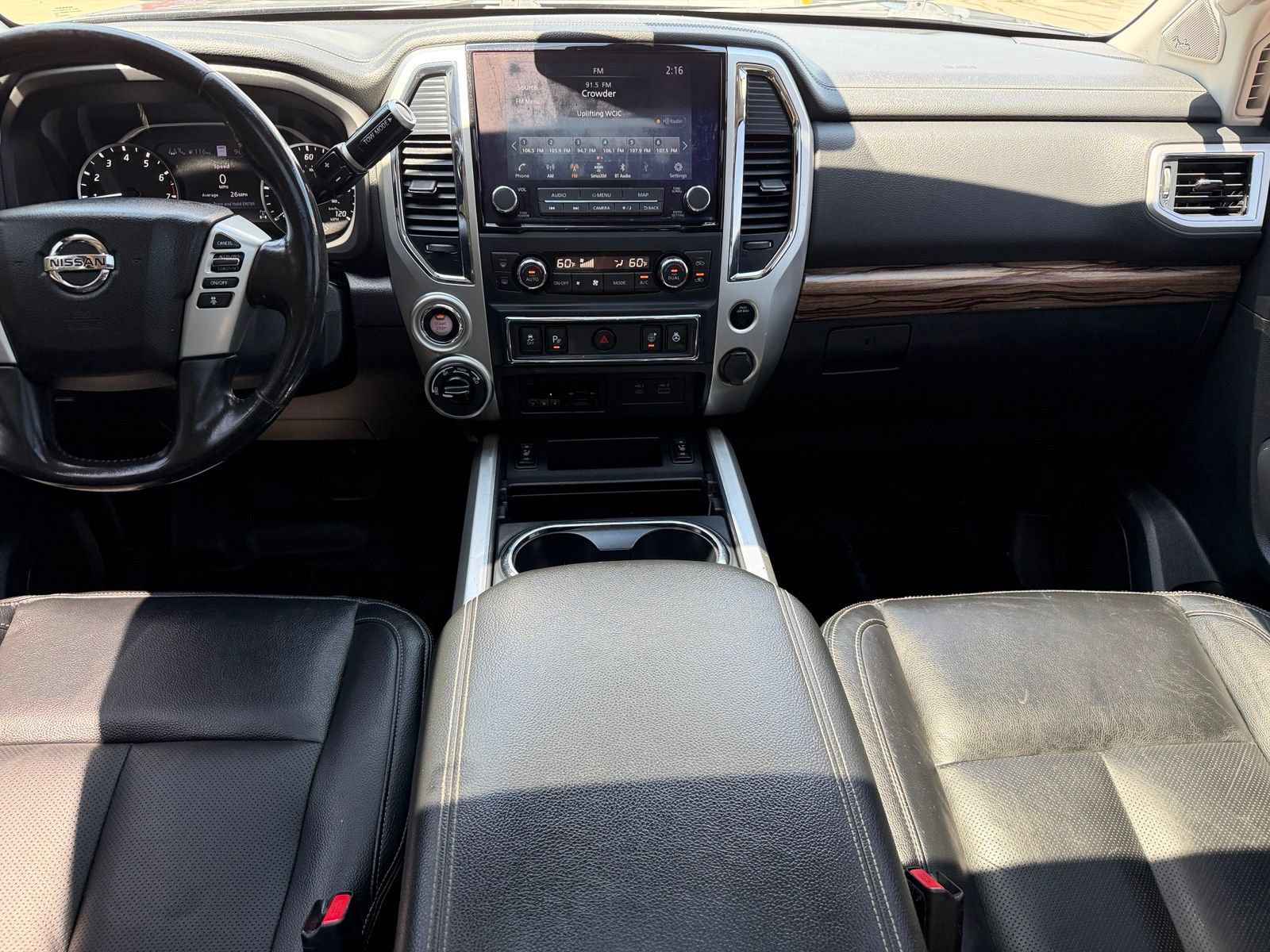 Used 2021 Nissan Titan SL w/ Moonroof Package AWD/4WD image 22