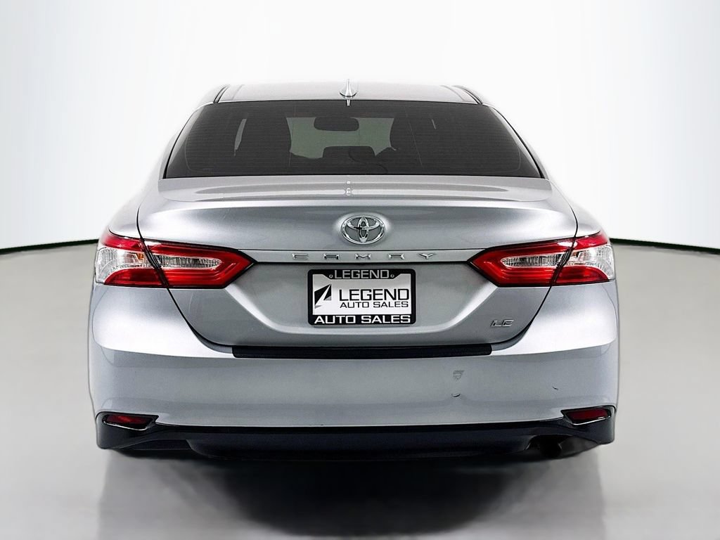 Used 2019 Toyota Camry LE w/ Convenience Package FWD image 5