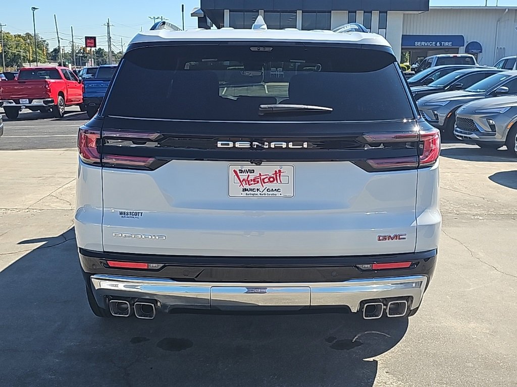 New 2026 GMC Acadia Denali w/ Super Cruise Package image 5