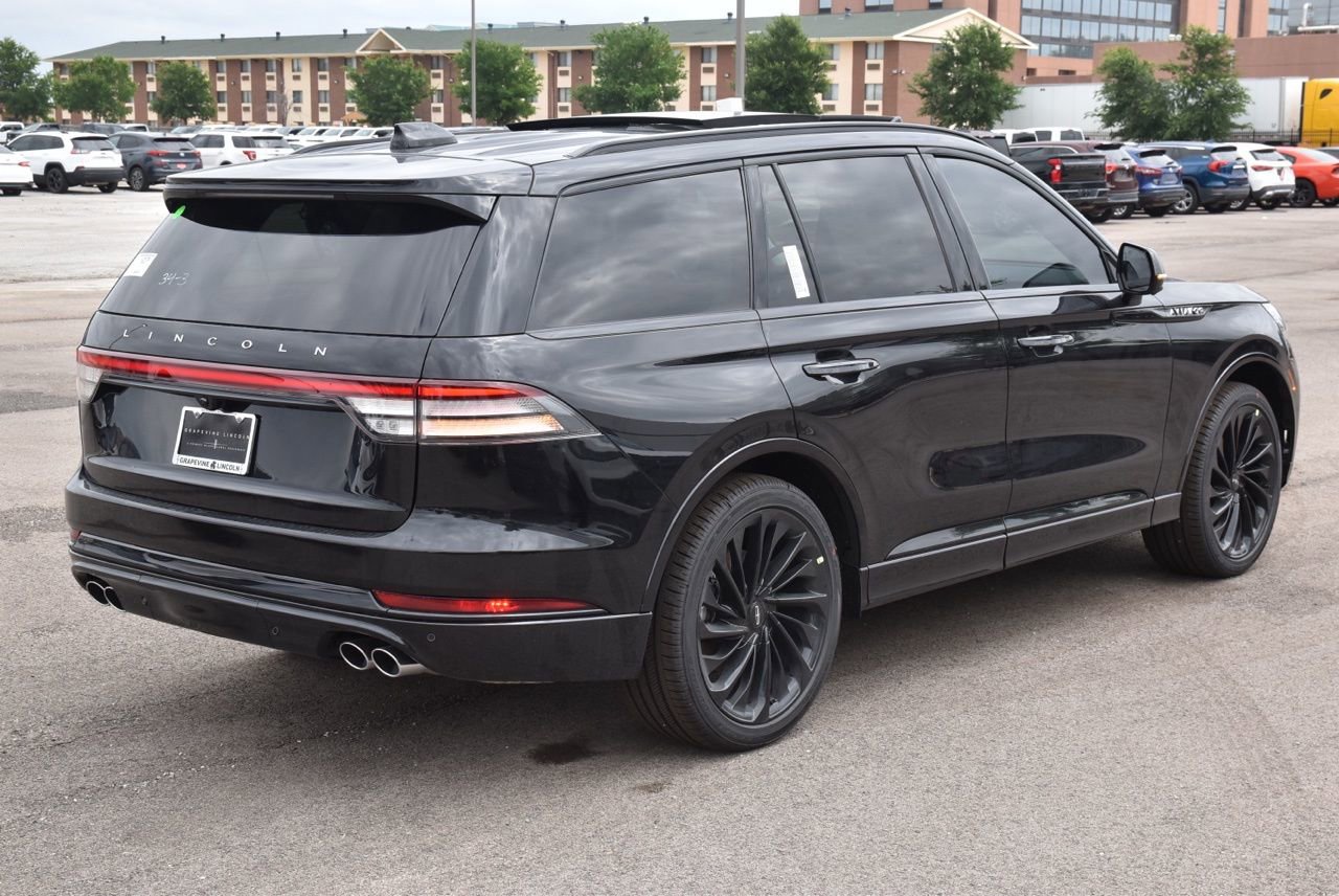 New 2026 Lincoln Aviator Reserve RWD image 6
