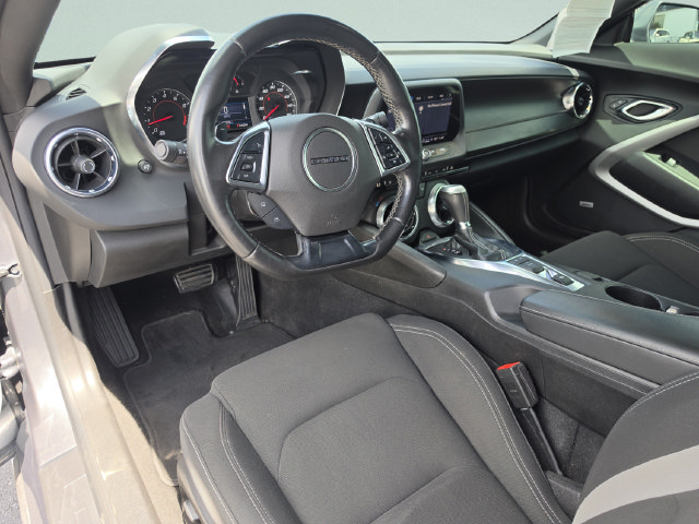 Used 2021 Chevrolet Camaro LT w/ Technology Package RWD image 22