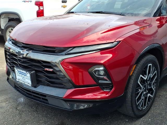 Used 2023 Chevrolet Blazer RS w/ Driver Confidence II Package image 7