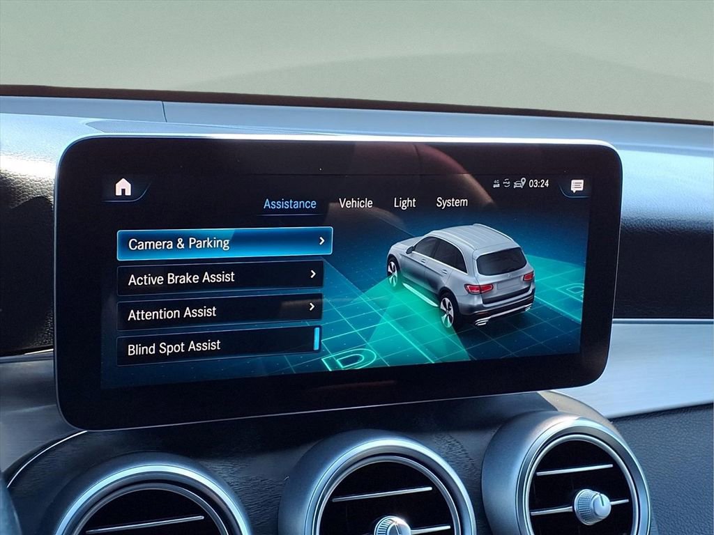 Used 2021 Mercedes-Benz GLC 300 image 12