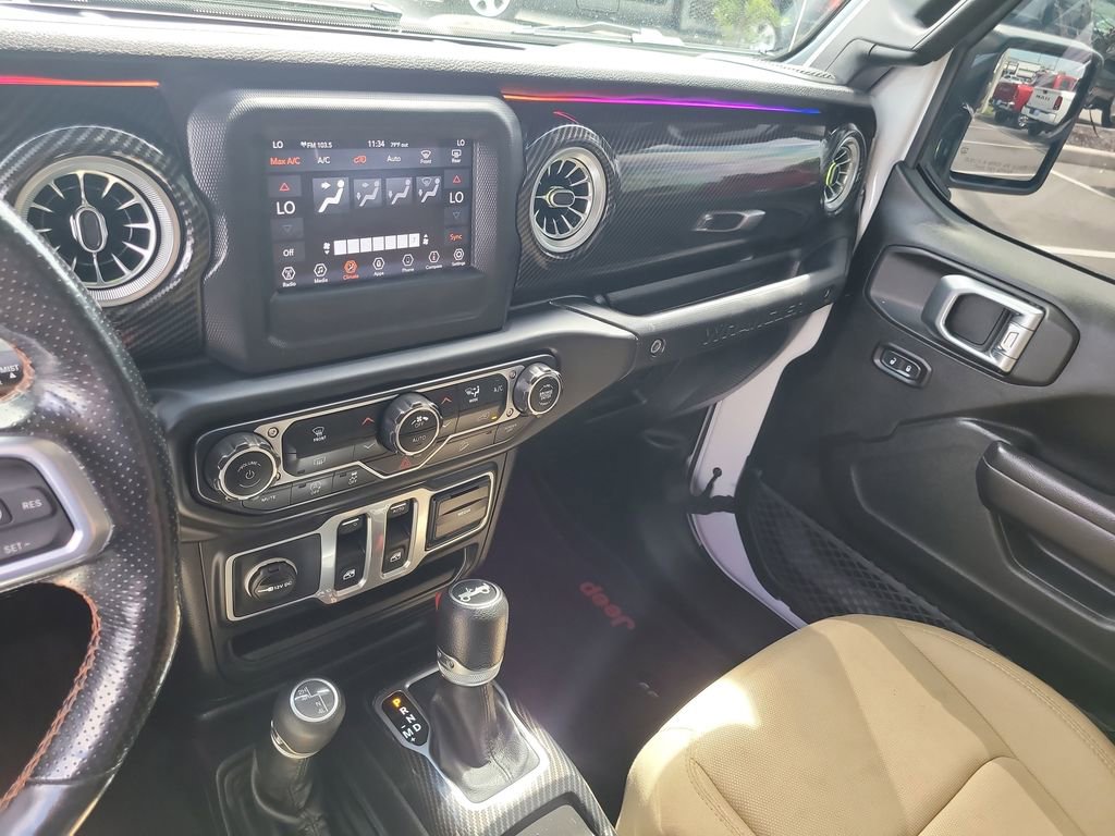 Used 2018 Jeep Wrangler Sport image 13