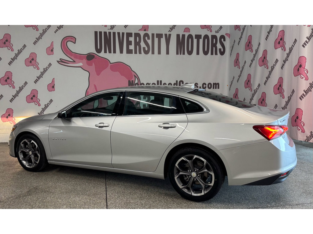 Used 2021 Chevrolet Malibu LT FWD image 13