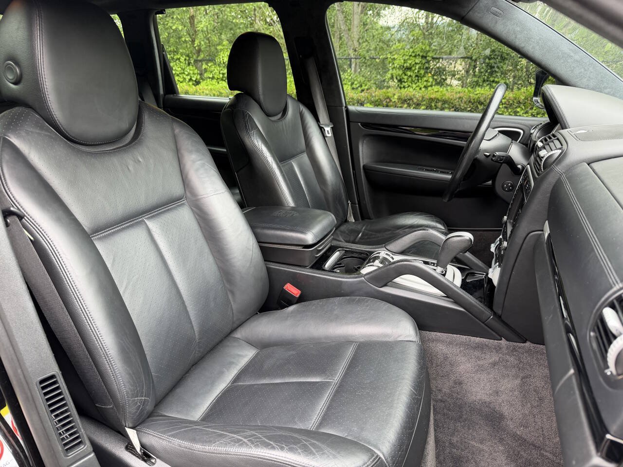 Used 2008 Porsche Cayenne Turbo AWD/4WD image 14