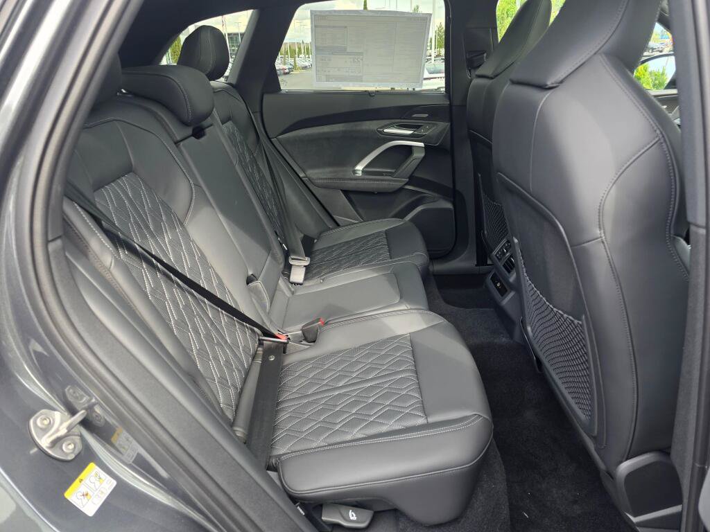 New 2026 Audi SQ5 Premium Plus AWD/4WD image 23