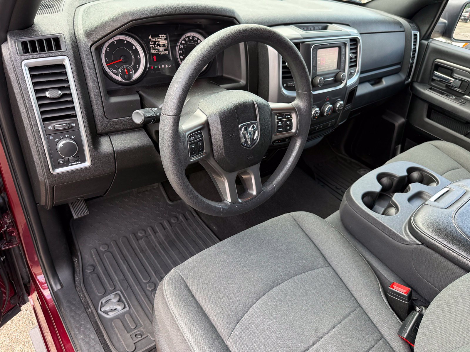 Used 2024 RAM 1500 Warlock AWD/4WD image 15