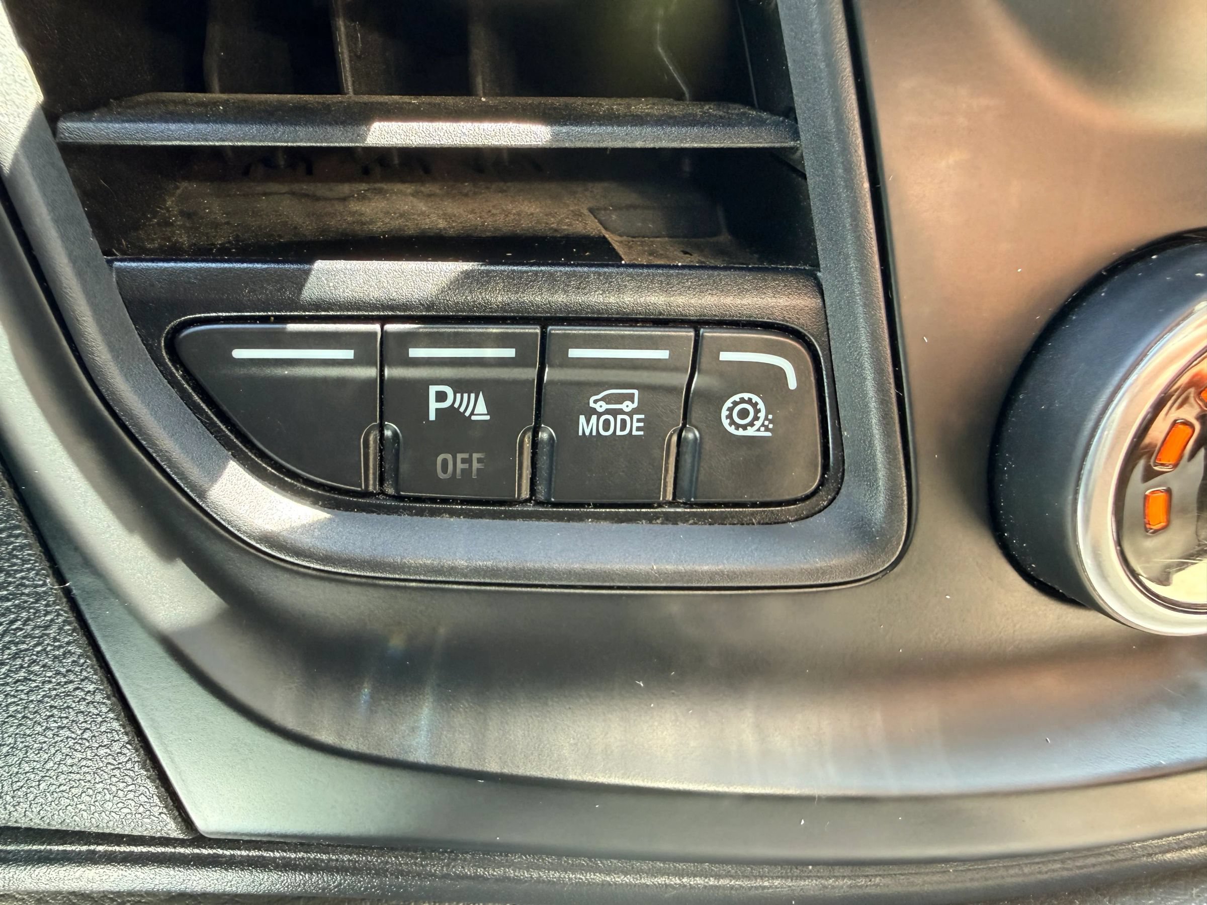 Used 2022 Ford Transit 350 148 High Roof Extended AWD w/ Load Area Protection Package image 17