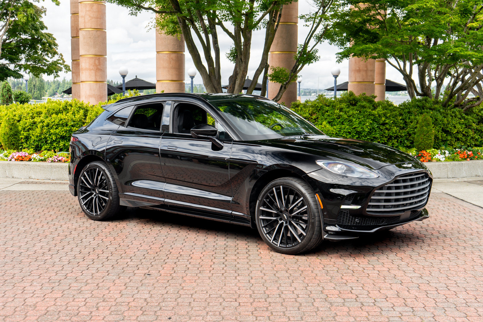 Used 2023 Aston Martin DBX 707 AWD/4WD image 49