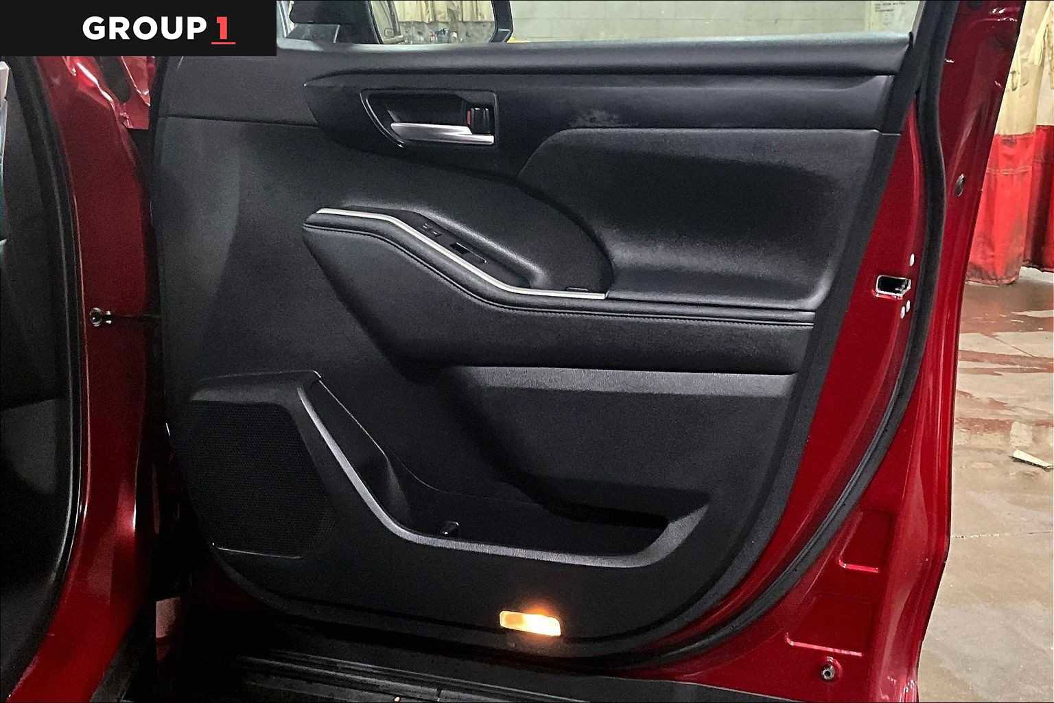 Used 2023 Toyota Highlander XSE image 23