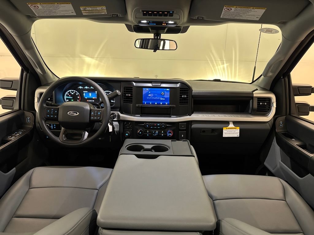 New 2026 Ford F250 XL w/ XL Chrome Package RWD image 5