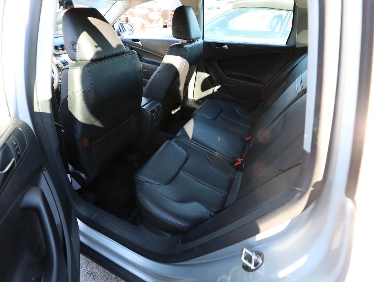 Used 2009 Volkswagen Passat Komfort image 14