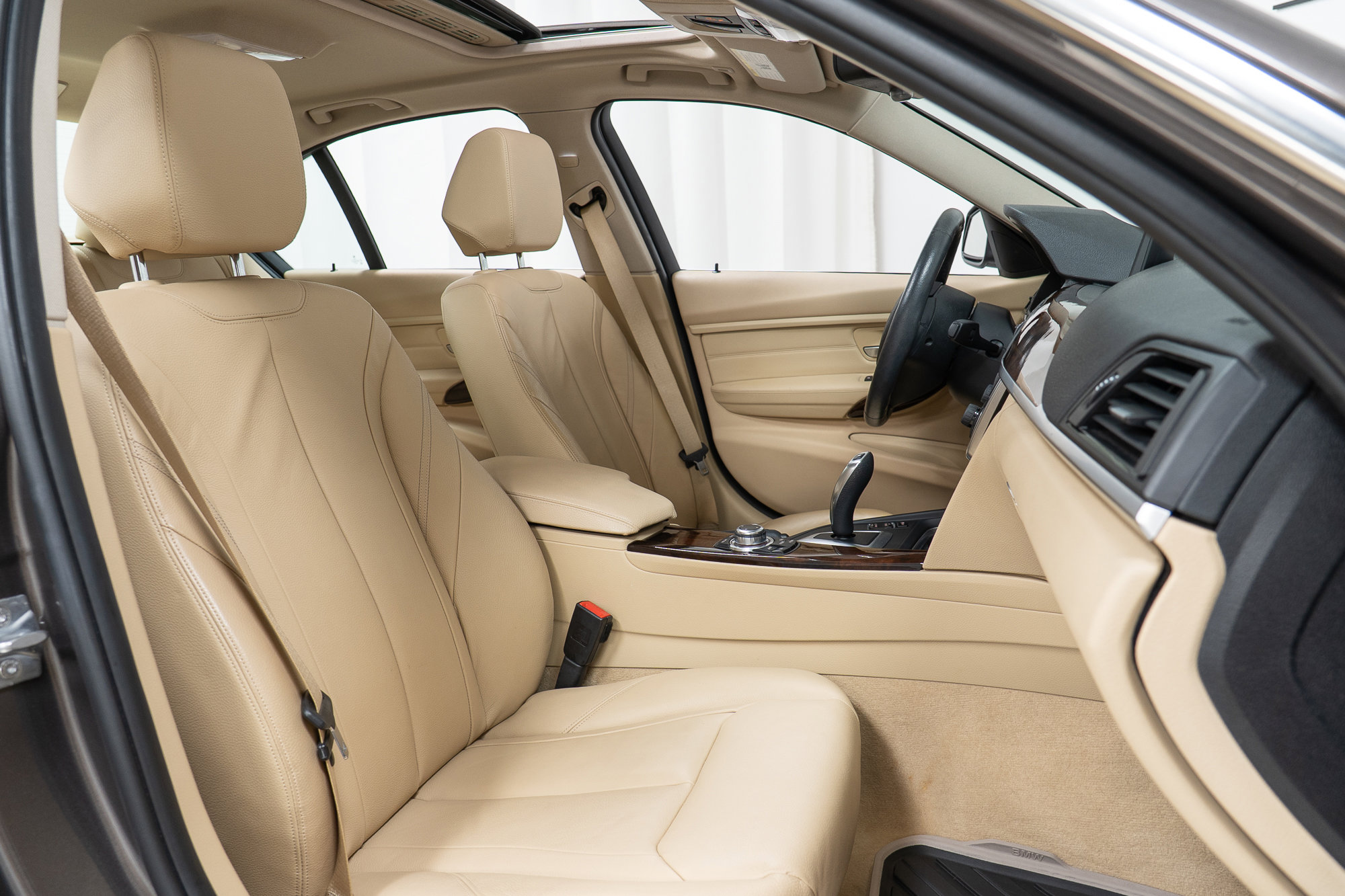 Used 2013 BMW 328i xDrive Sedan AWD/4WD image 22