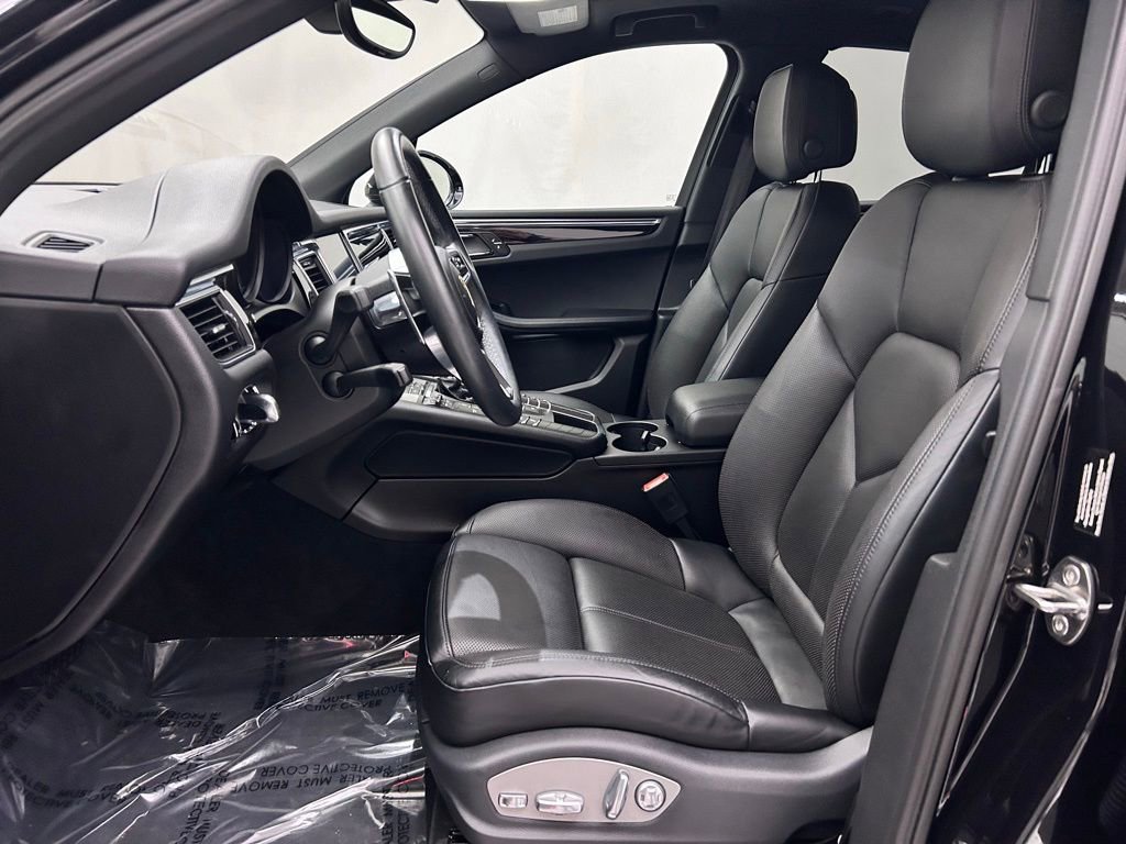 Used 2017 Porsche Macan S AWD/4WD image 12
