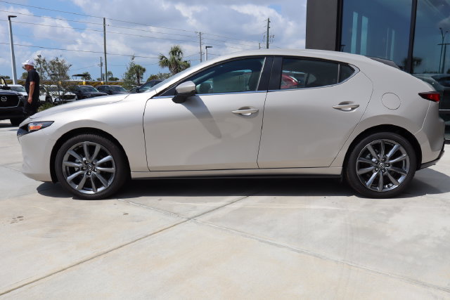 New 2026 MAZDA MAZDA3 s FWD image 7