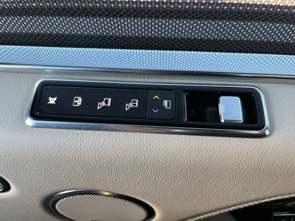 Used 2019 Land Rover Range Rover Long Wheelbase Supercharged AWD/4WD image 19