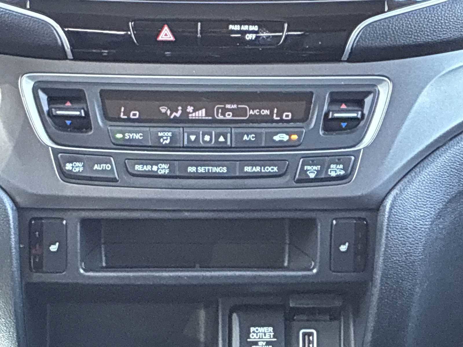 Used 2021 Honda Pilot Black Edition image 17