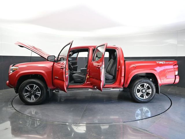 Used 2016 Toyota Tacoma TRD Sport w/ Towing Package RWD image 37