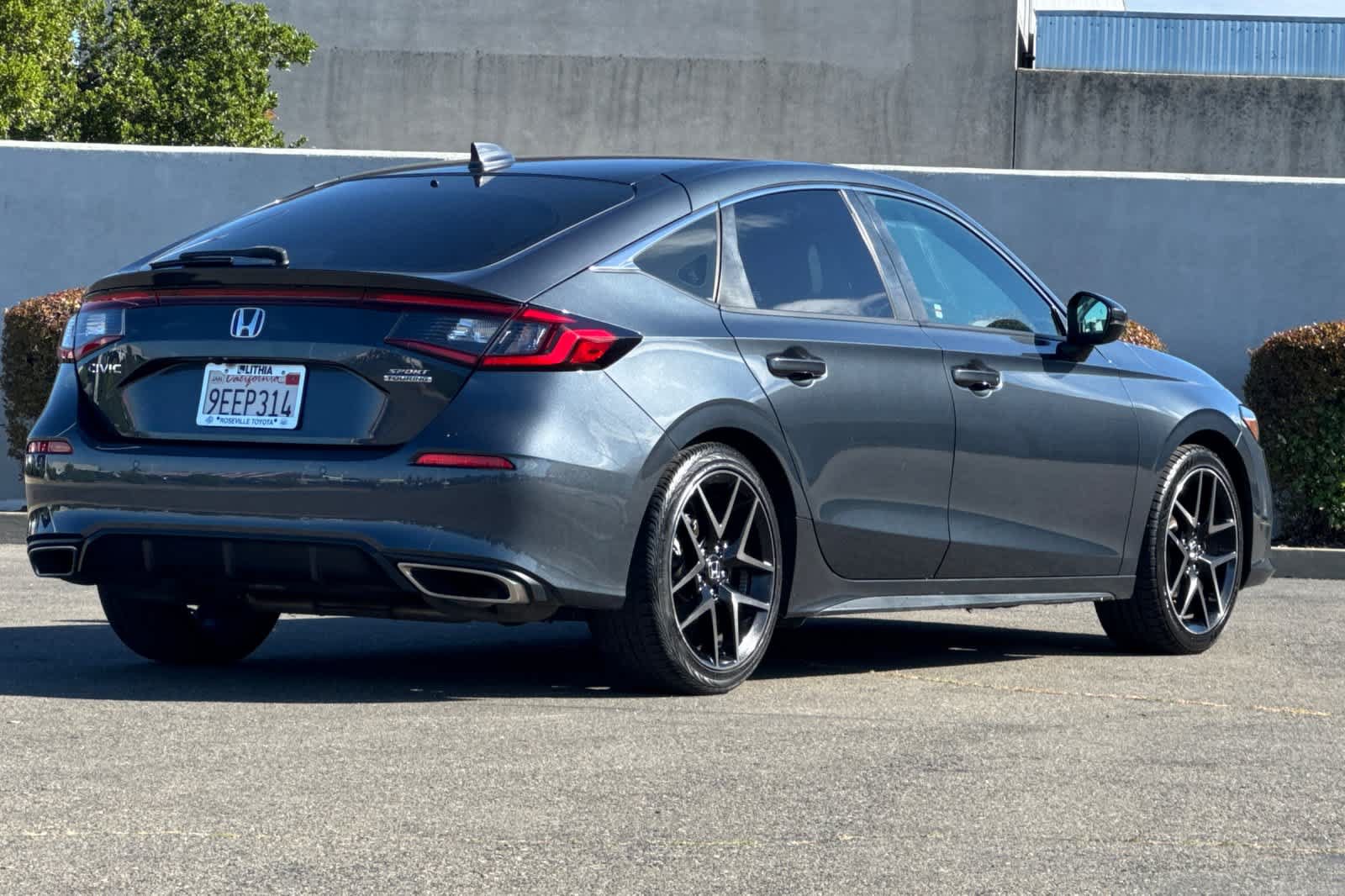 Used 2022 Honda Civic Sport Touring image 2