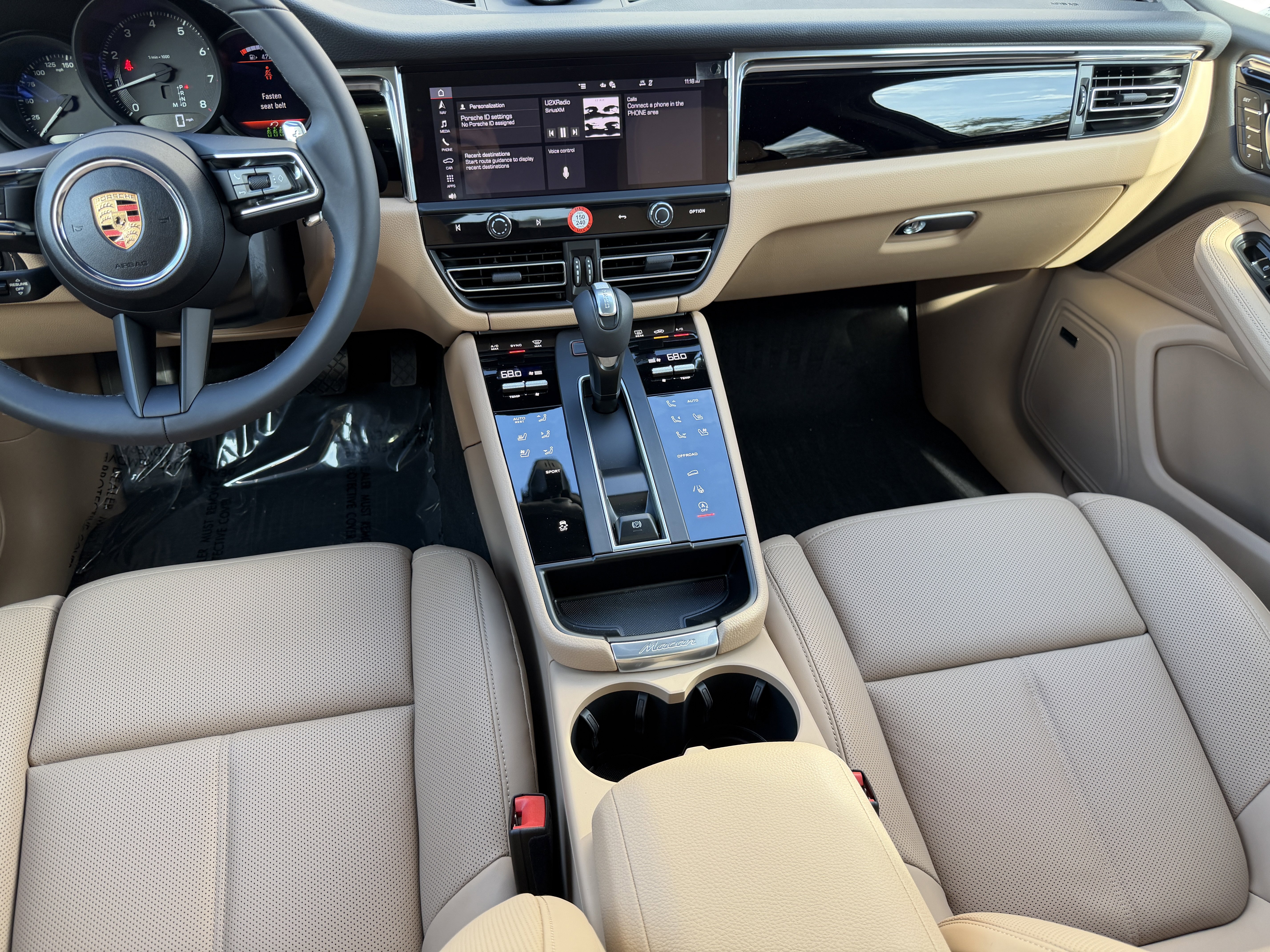 New 2025 Porsche Macan image 17