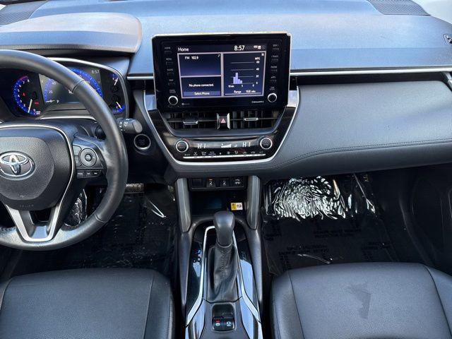 Certified 2022 Toyota Corolla Cross XLE image 17