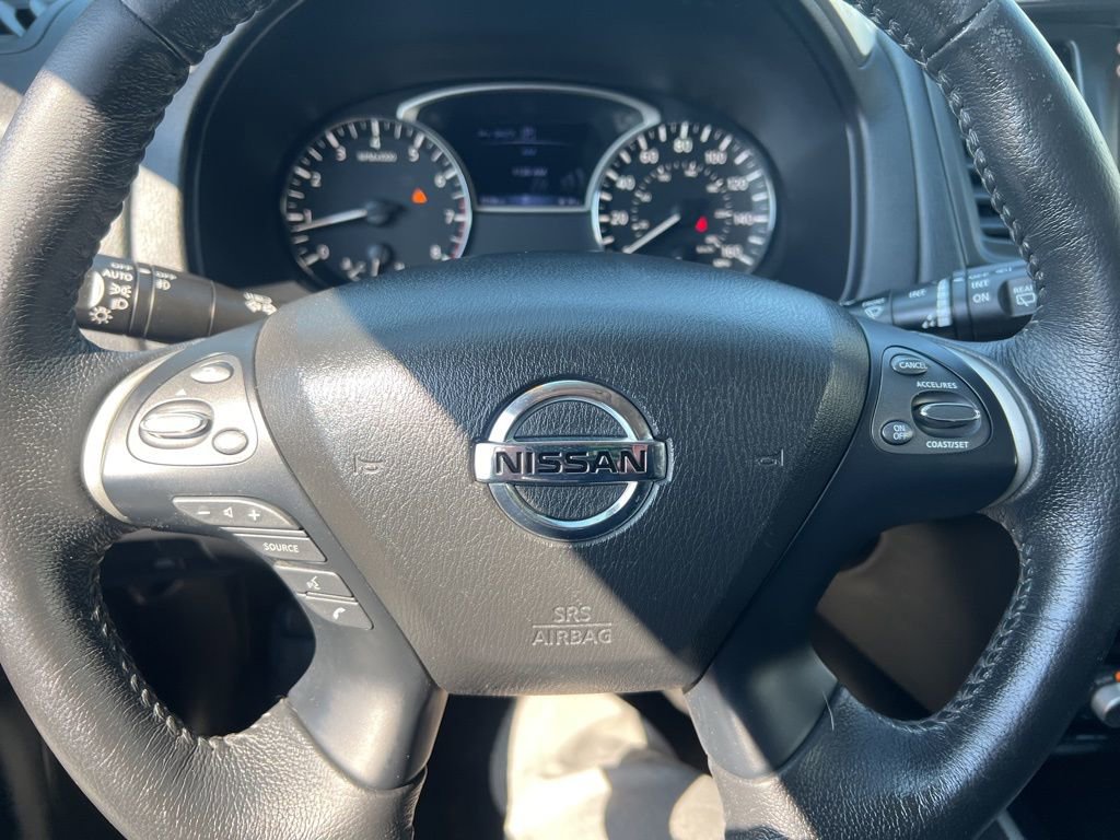 Used 2018 Nissan Pathfinder SV w/ Cargo Package image 62