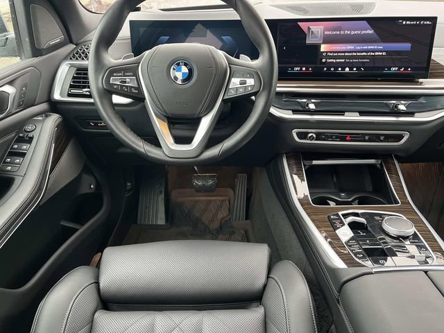 Used 2025 BMW X5 xDrive50e w/ Premium Package image 12