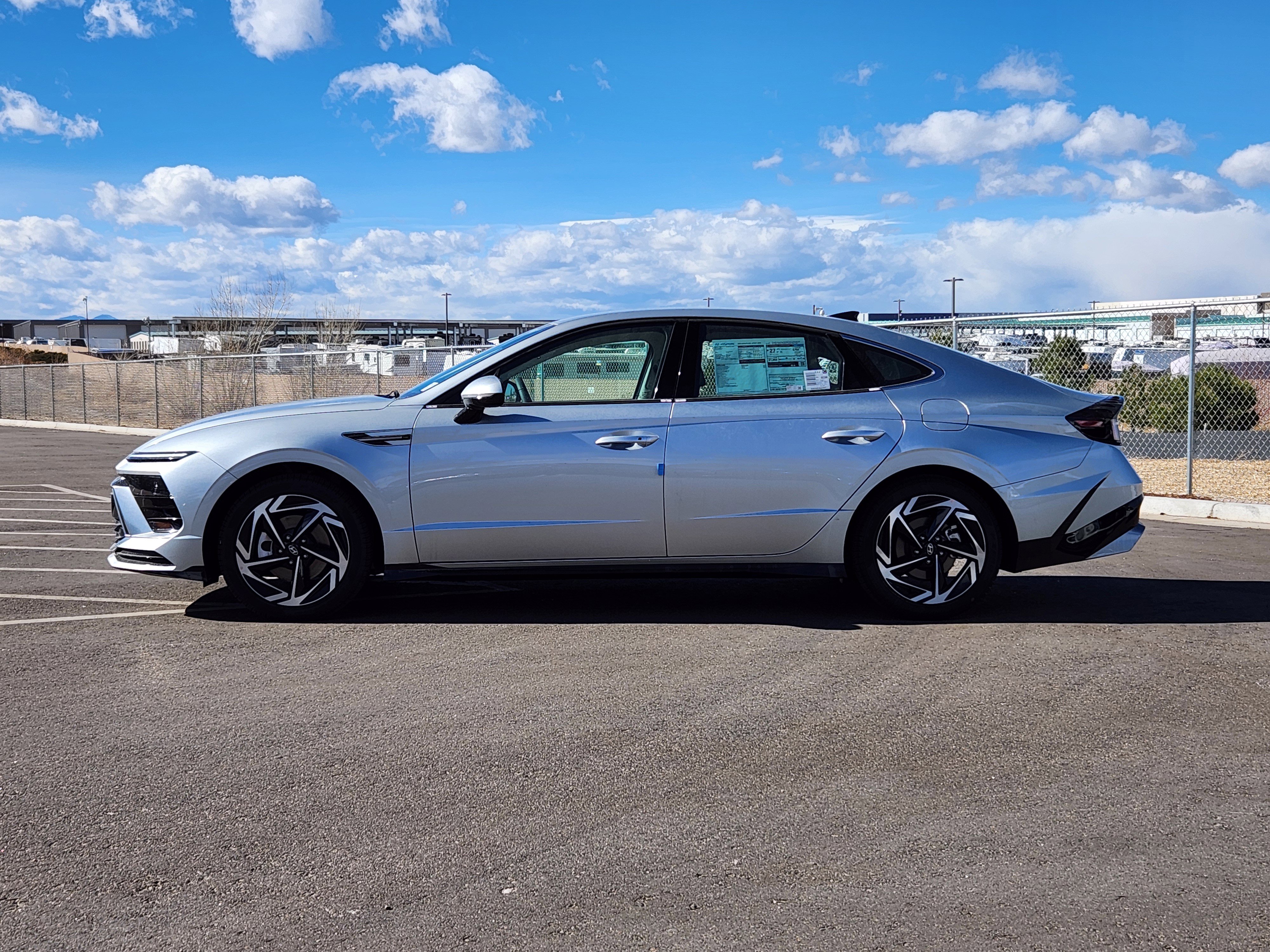New 2026 Hyundai Sonata SEL AWD/4WD image 2
