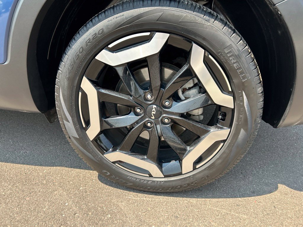 Used 2025 Kia Telluride S AWD/4WD image 34