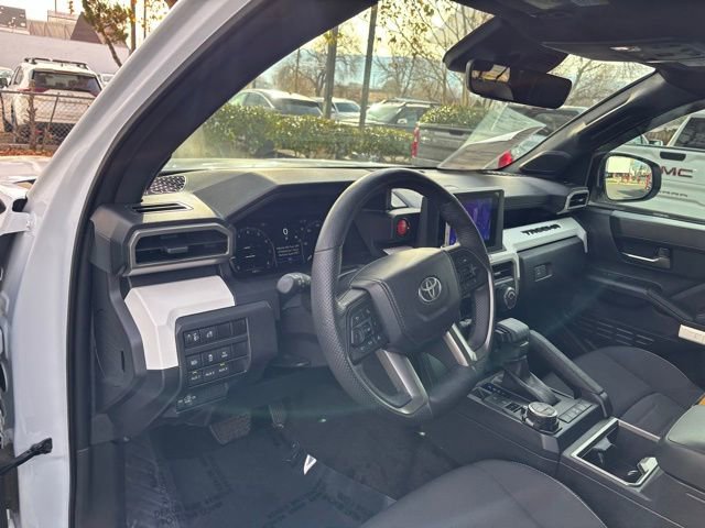 Used 2024 Toyota Tacoma TRD Off-Road image 15