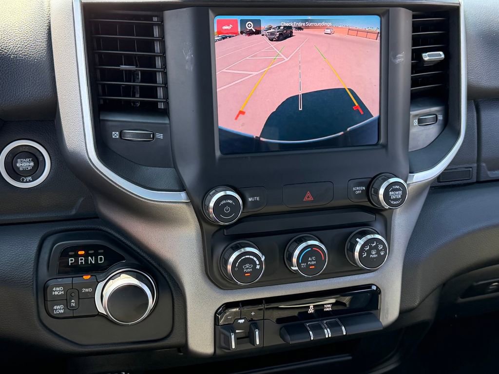 Used 2024 RAM 2500 Big Horn AWD/4WD image 16