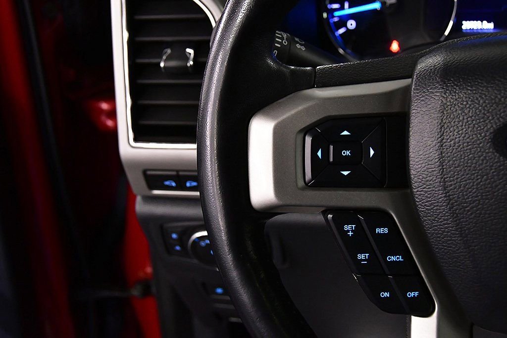 Used 2022 Ford F250 Lariat w/ Black Appearance Package image 21