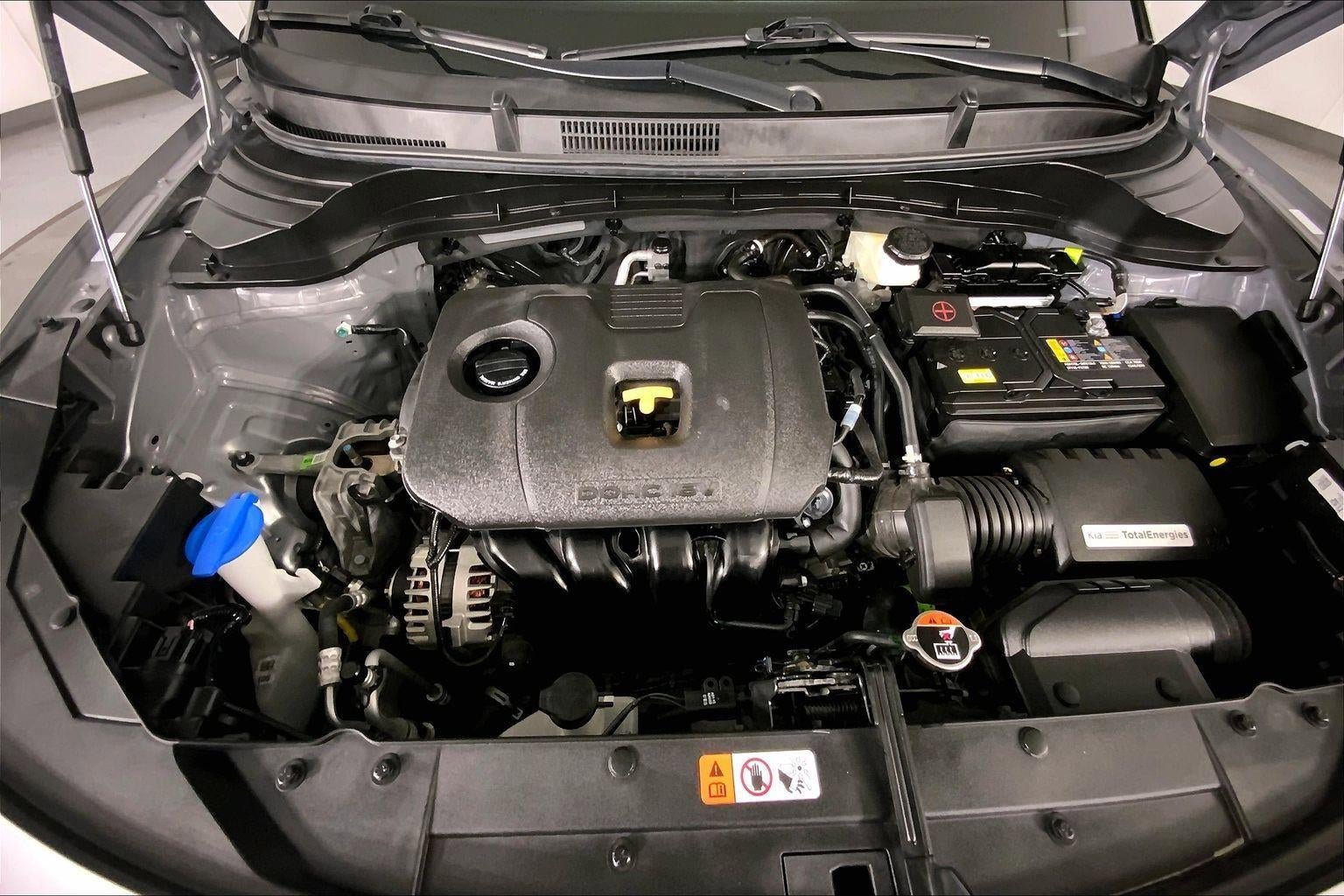 Used 2025 Kia Soul LX FWD image 10