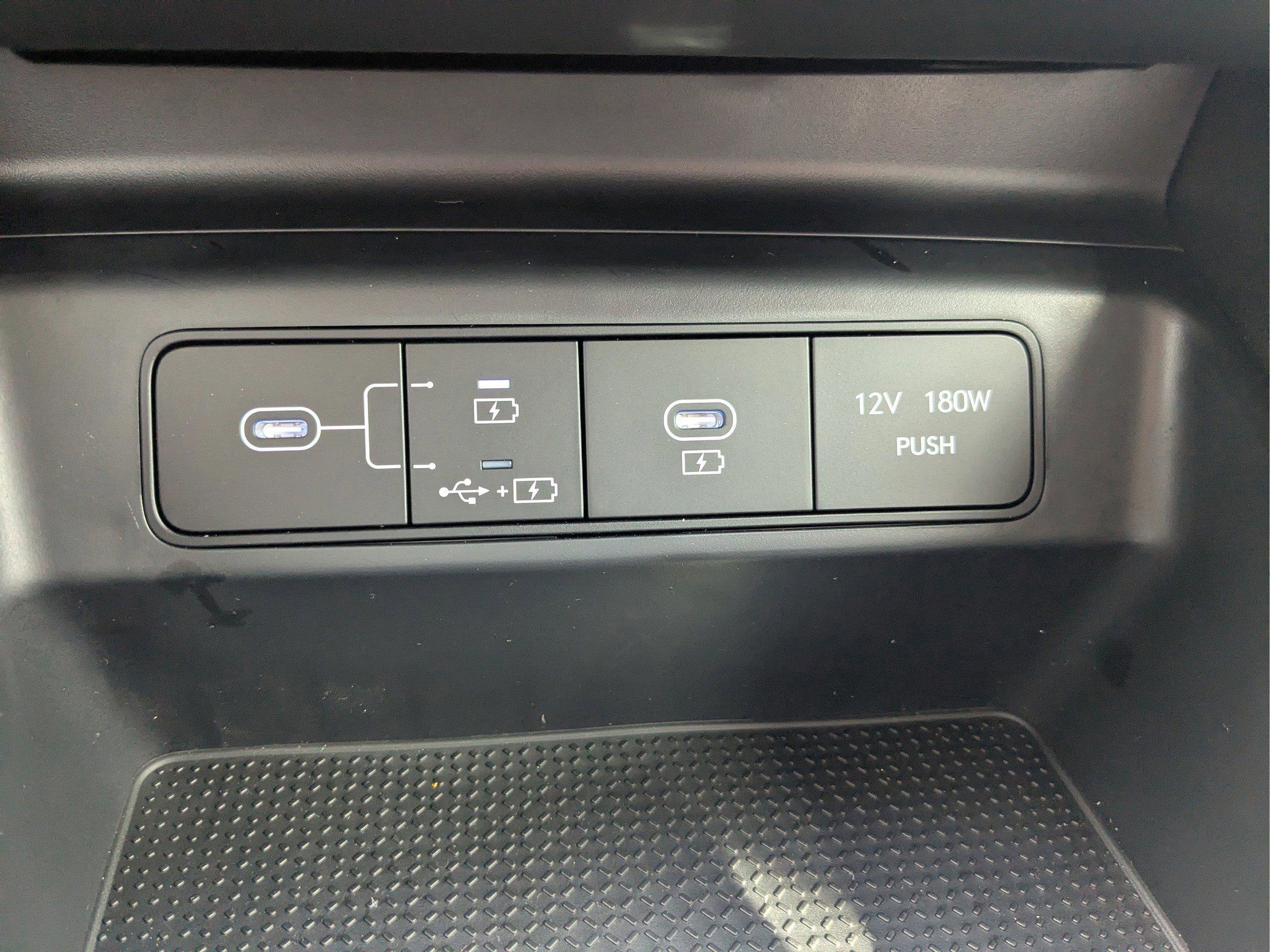 New 2026 Hyundai Tucson SE image 19