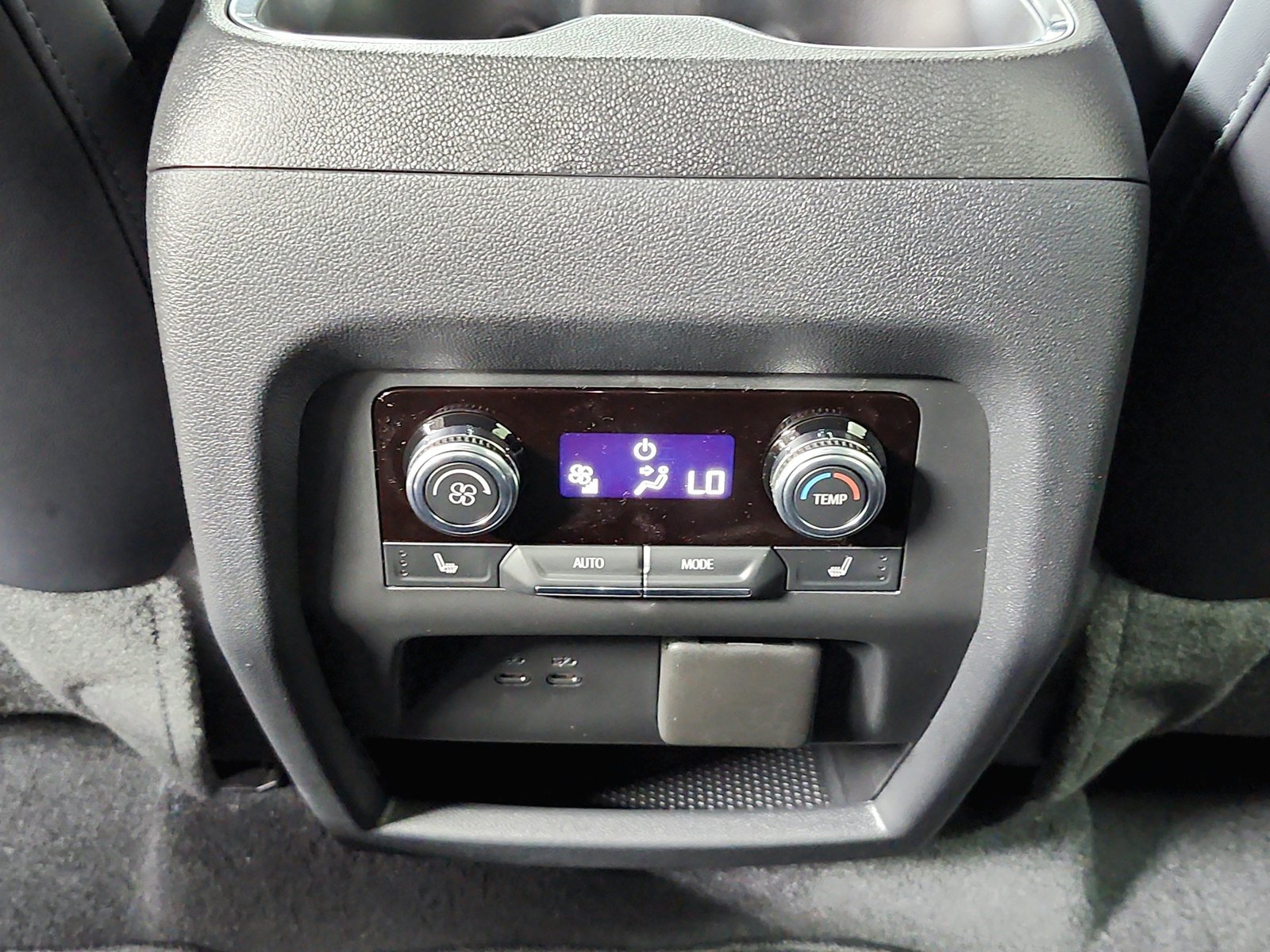 New 2027 GMC Acadia Elevation w/ Elevation Premium Package AWD/4WD image 39