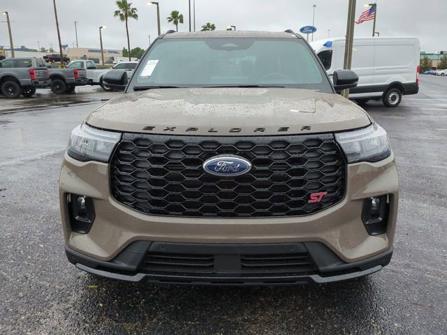 New 2026 Ford Explorer ST RWD image 3