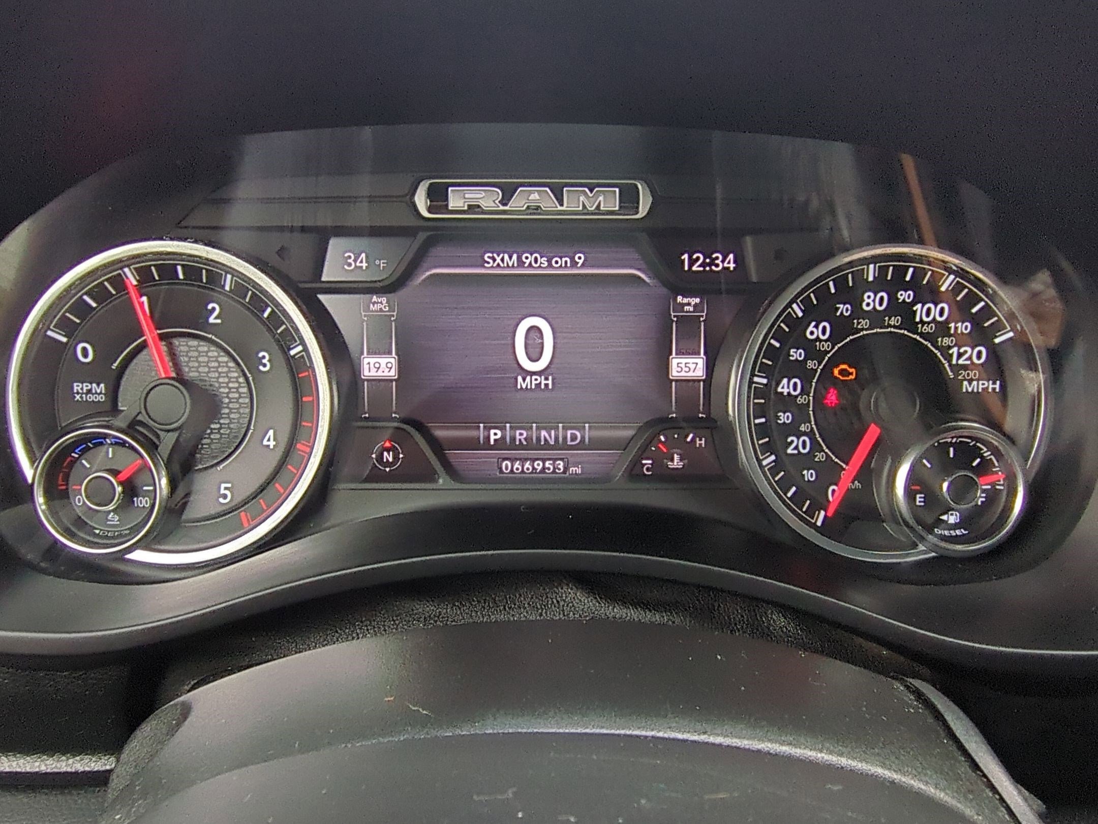 Used 2019 RAM 3500 Big Horn image 21