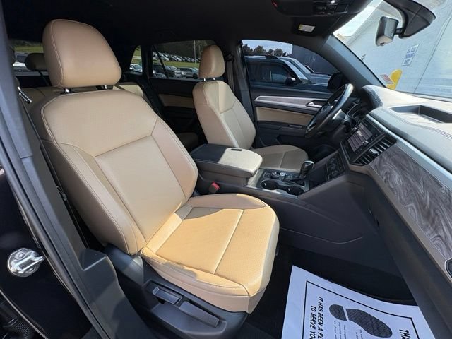 Used 2020 Volkswagen Atlas Cross Sport SE w/ Towing Package AWD/4WD image 29