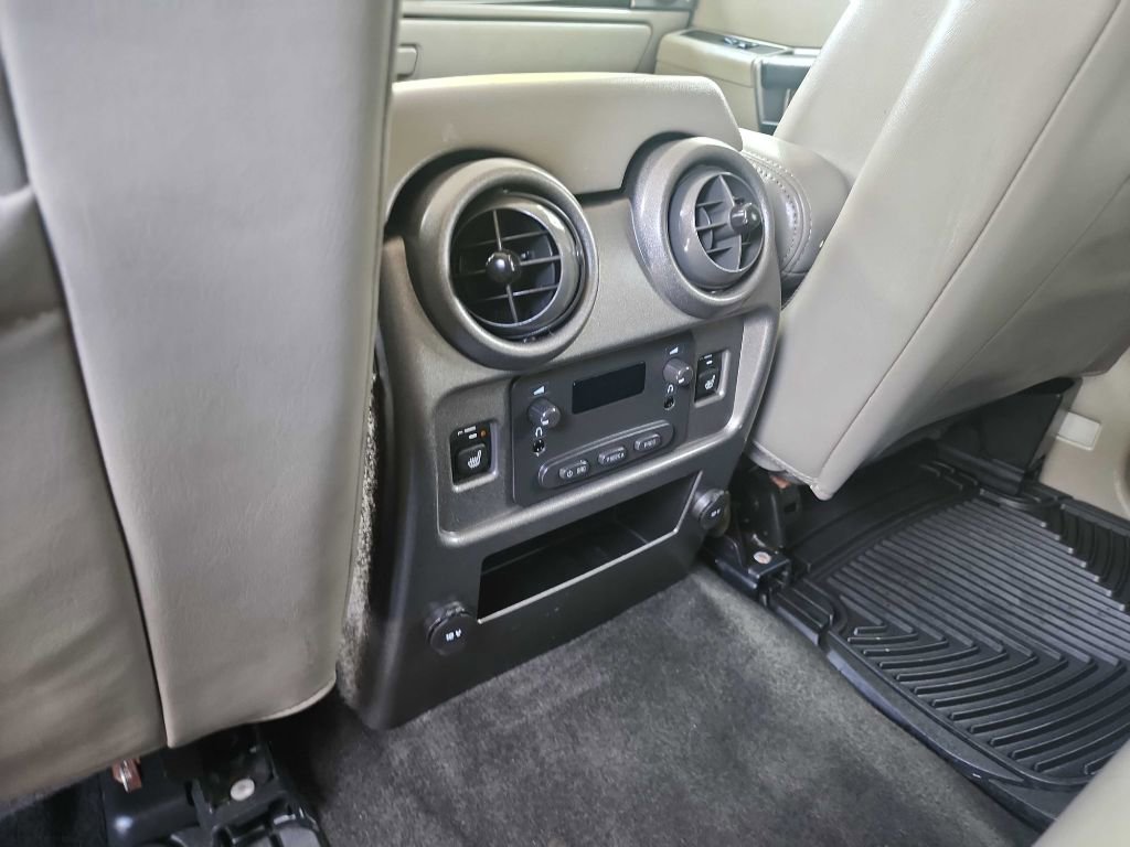 Used 2003 HUMMER H2 image 30