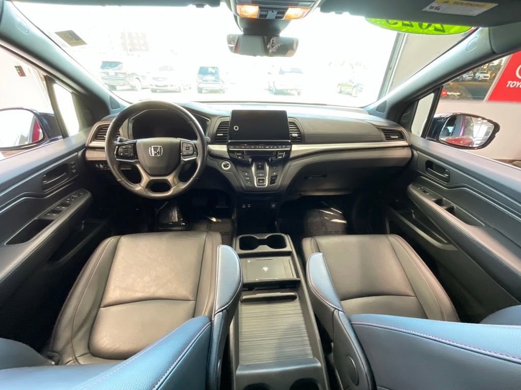 Used 2025 Honda Odyssey Sport-L image 7