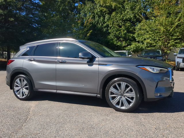 Used 2021 INFINITI QX50 Sensory AWD/4WD image 2