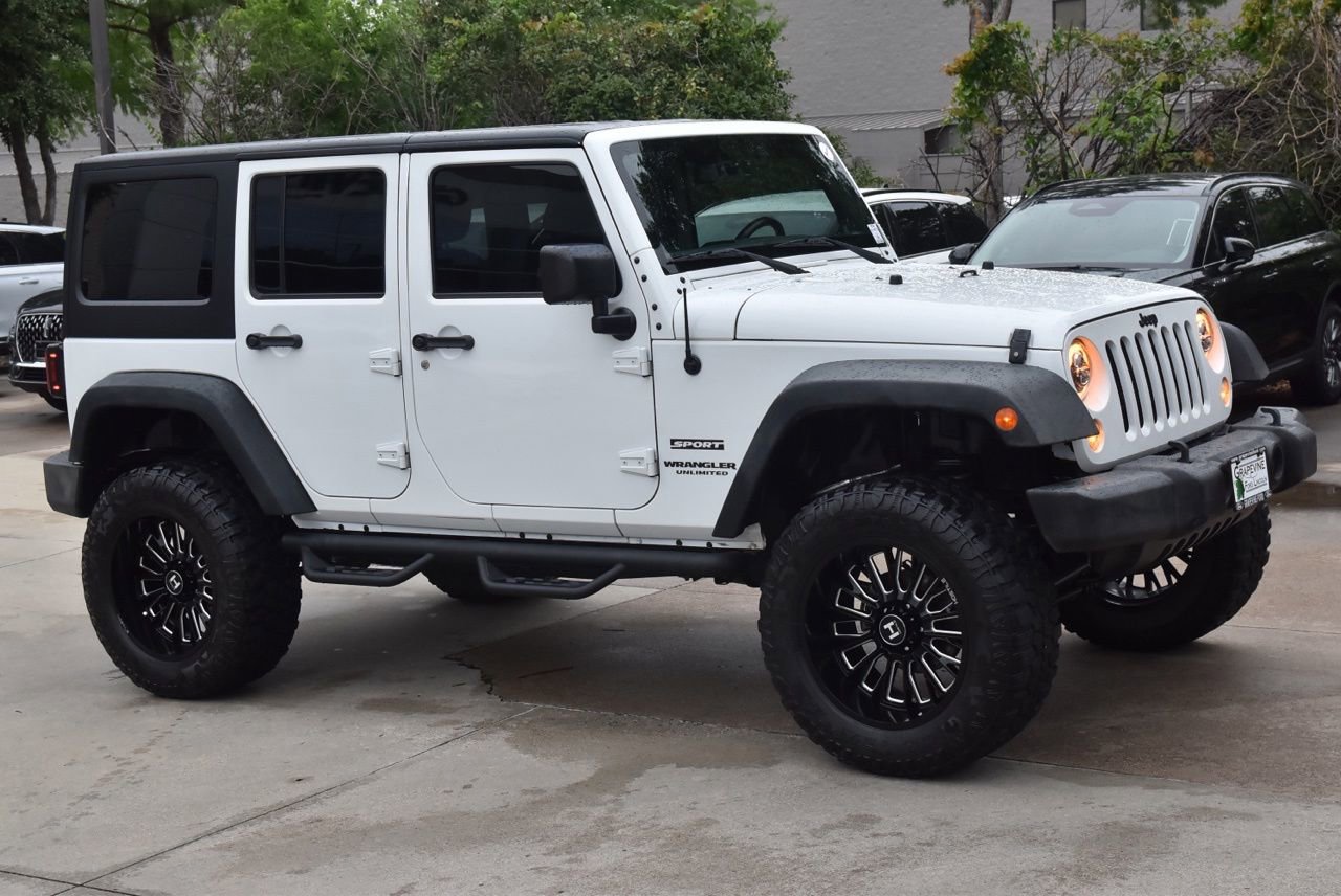Used 2016 Jeep Wrangler Unlimited Sport w/ Quick Order Package 24S AWD/4WD image 5