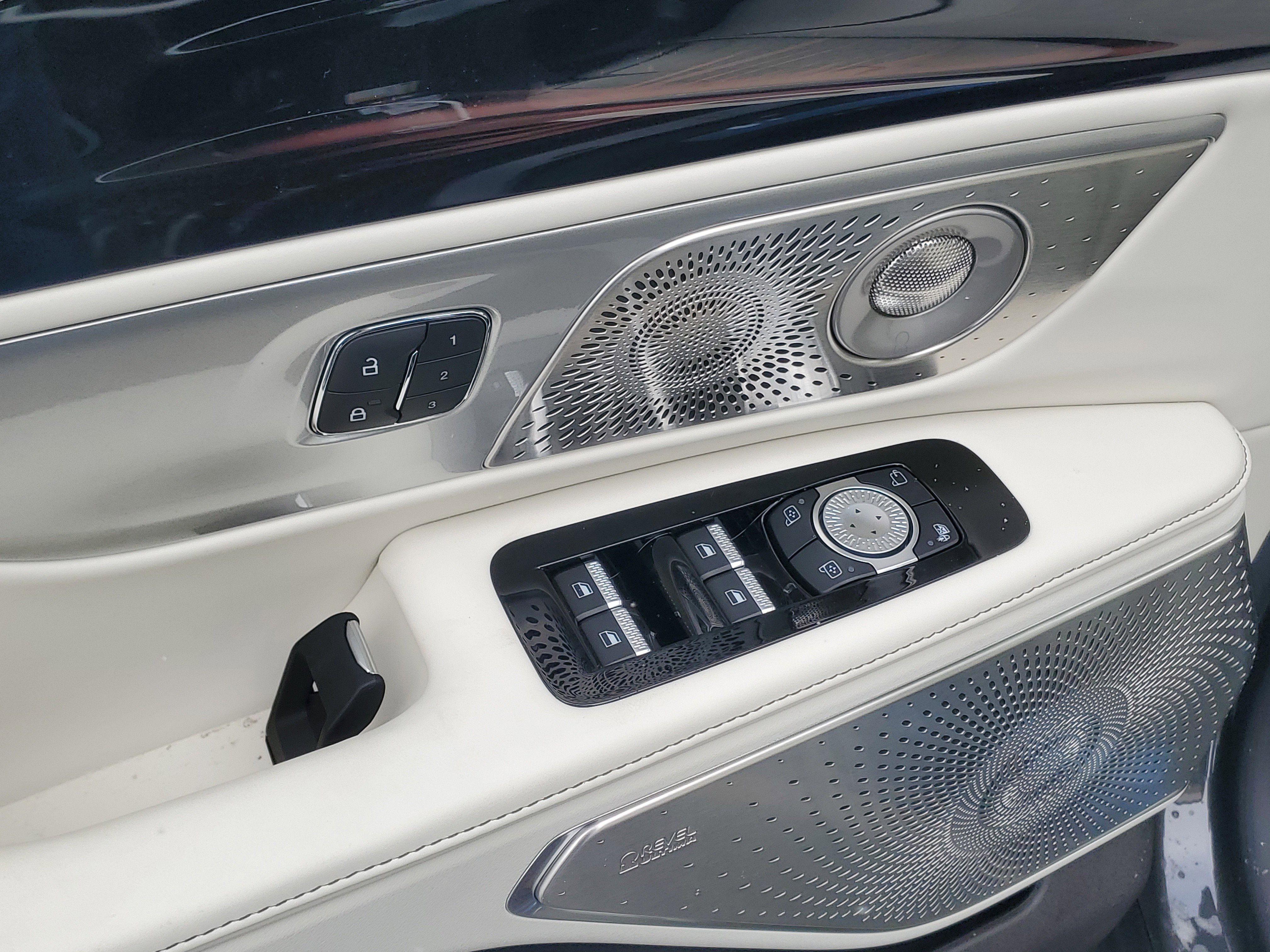 New 2026 Lincoln Nautilus Black Label w/ Jet Appearance Package image 9