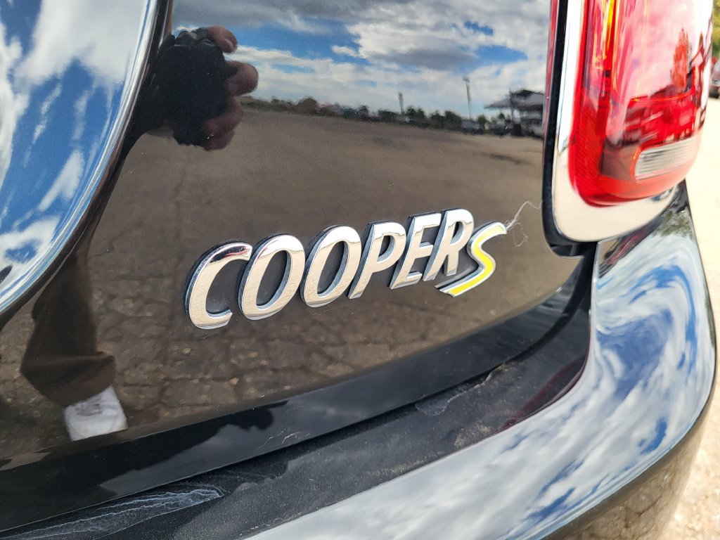 Used 2024 MINI Cooper SE FWD image 28