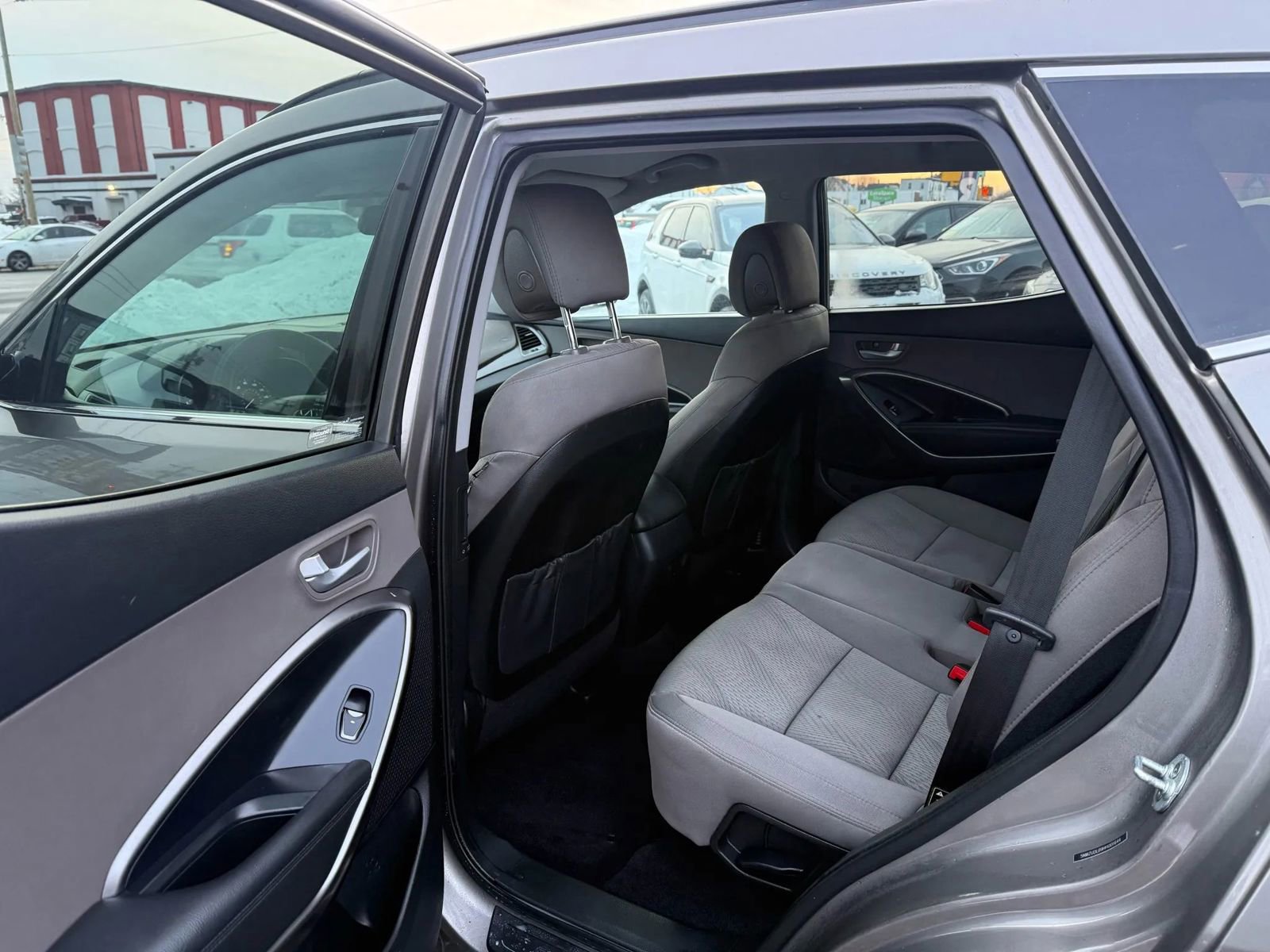 Used 2017 Hyundai Santa Fe Sport image 10