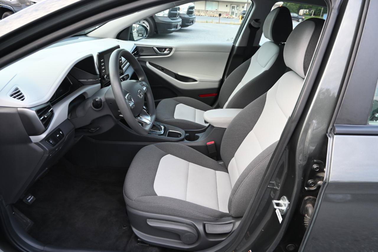 Used 2020 Hyundai Ioniq Blue FWD image 19