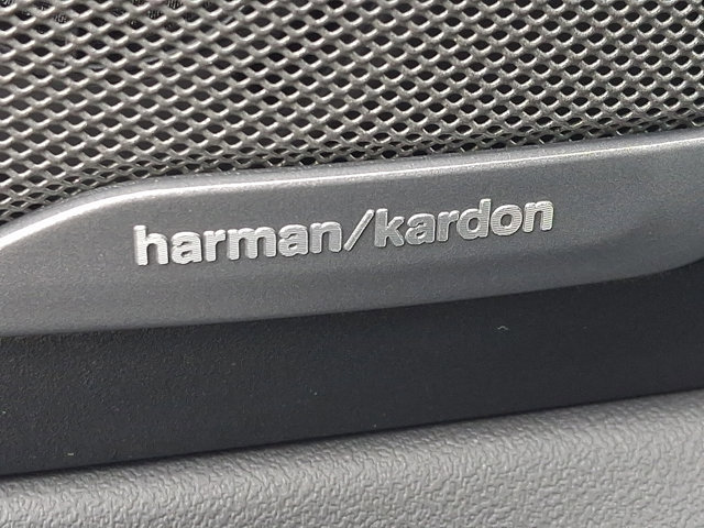 Certified 2025 BMW X5 xDrive50e w/ Climate Comfort Package image 31