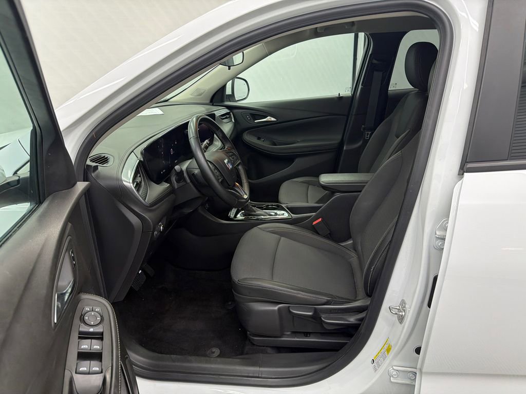 Used 2024 Buick Encore GX Preferred image 9