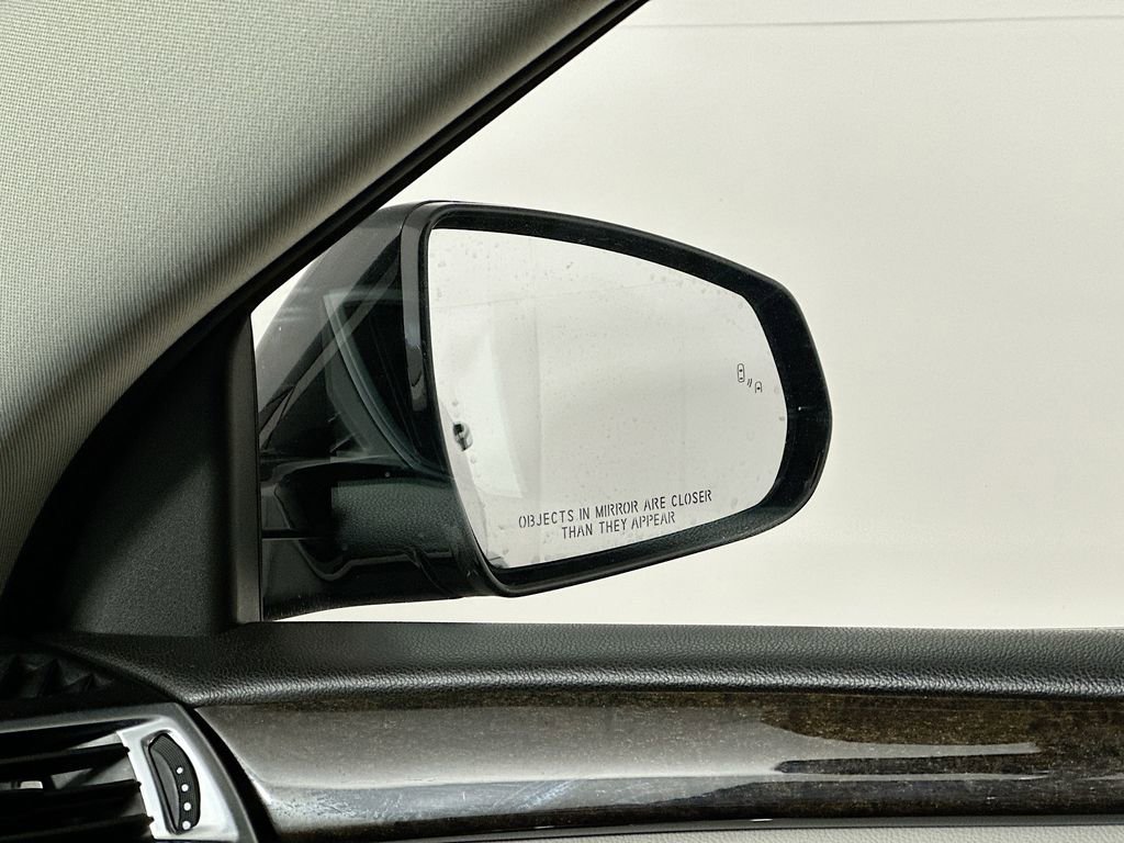 Used 2015 Cadillac SRX Performance w/ Driver Awareness Package image 25